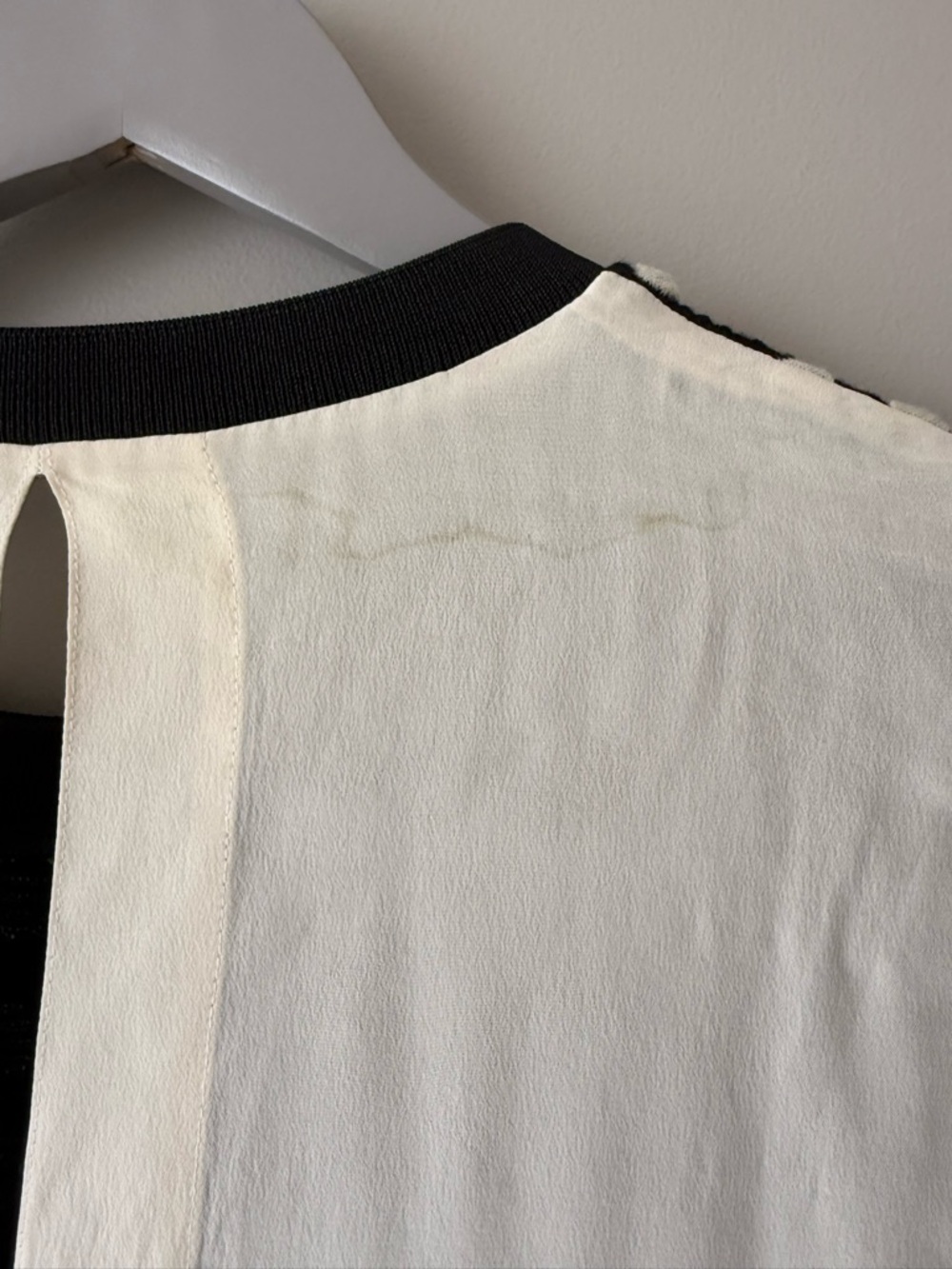 Sandro Paris Women’s Blouse - Picture 4 of 6